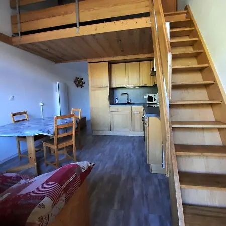 Cosy A 50m Des Pistes, 2 Pieces Pour 6 Personnes, Balcon Et Services Disponibles - Fr-1-452-205 * Saint-Martin-de-Belleville