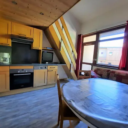 Cosy A 50m Des Pistes, 2 Pieces Pour 6 Personnes, Balcon Et Services Disponibles - Fr-1-452-205 Saint-Martin-de-Belleville
