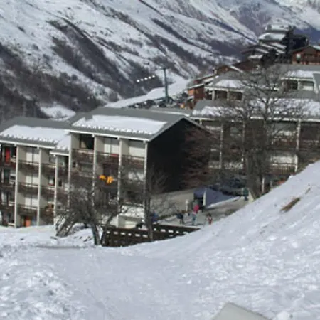 Cosy A 50m Des Pistes, 2 Pieces Pour 6 Personnes, Balcon Et Services Disponibles - Fr-1-452-205 Apartment