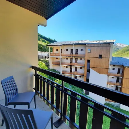Apartment Cosy A 50m Des Pistes, 2 Pieces Pour 6 Personnes, Balcon Et Services Disponibles - Fr-1-452-205 Saint-Martin-de-Belleville